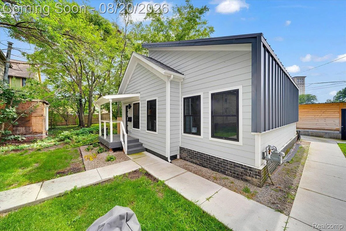 2 bed, 1150 sqft, $2,795 — Photo 2