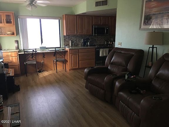 5th image of 1989 Mesquite Ave Unit 26