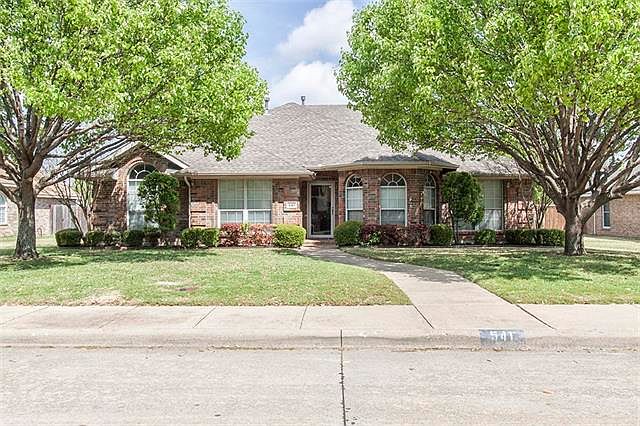 1st image of 541 Wendy Ln