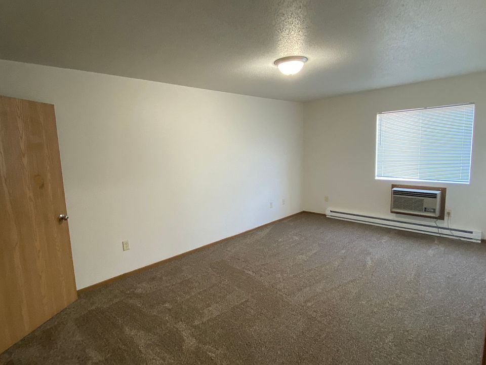 Westwood Place Apartment Rentals Grand Forks, ND Zillow