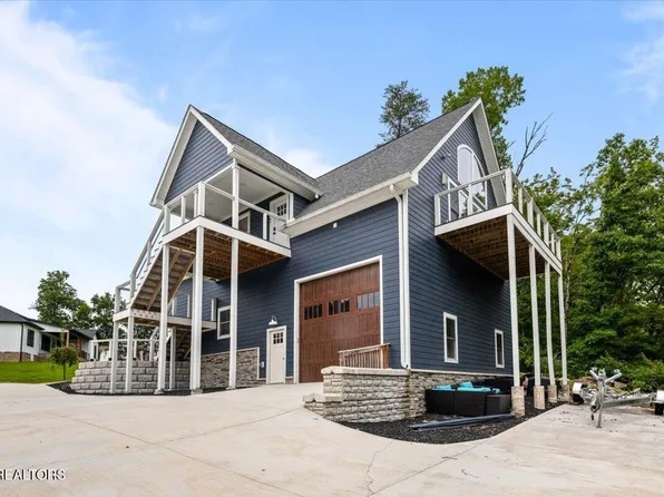 Bluff Trce, Jacksboro, TN 37757