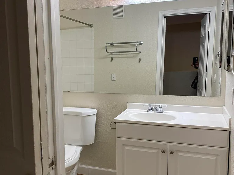 4465 E Paradise Village Pkwy S #1186 — Photo 9