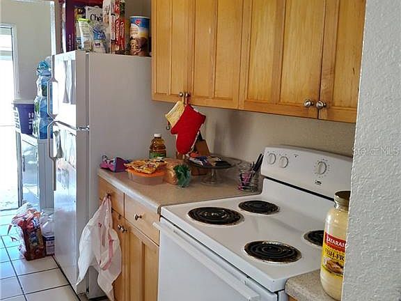 5th image of 2621 Carver Ave
