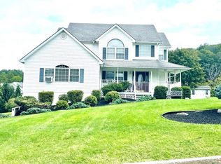 15 Pewter Cir, Chester, NY 10918