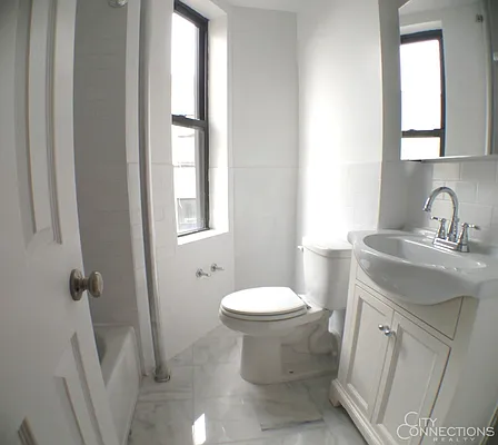 Rented by City Connections Realty | media 17