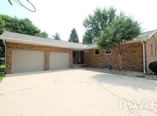 728 N Aten Ave, Princeville, IL 61559