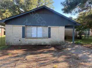 319 Club Ln, Conway, AR 72034