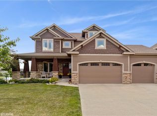 195 S 83rd St, West Des Moines, IA 50266