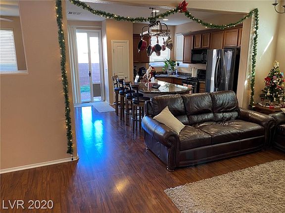 5th image of 10818 Cain Ave