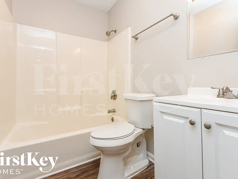 103 Lotus Ct — Photo 13