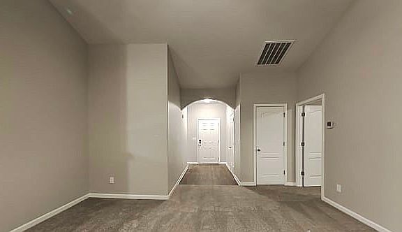 4th image of 913 Hilphiger Ct