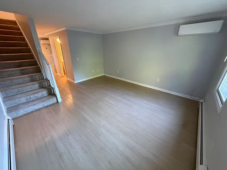 56 Ward St #B3 — Photo 2