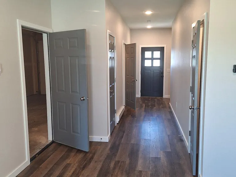 705 S Oak St — Photo 10
