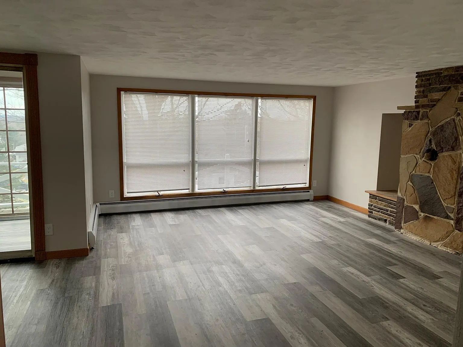 3 bed, 1750 sqft, $1,450 — Photo 2