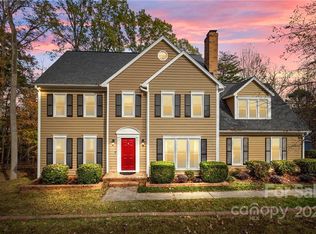1460 Old Tara Ln, Fort Mill, SC 29708