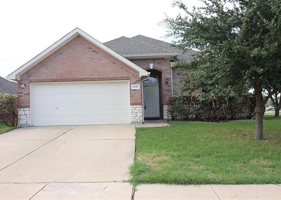1st image of 1340 Lake Forest Dr