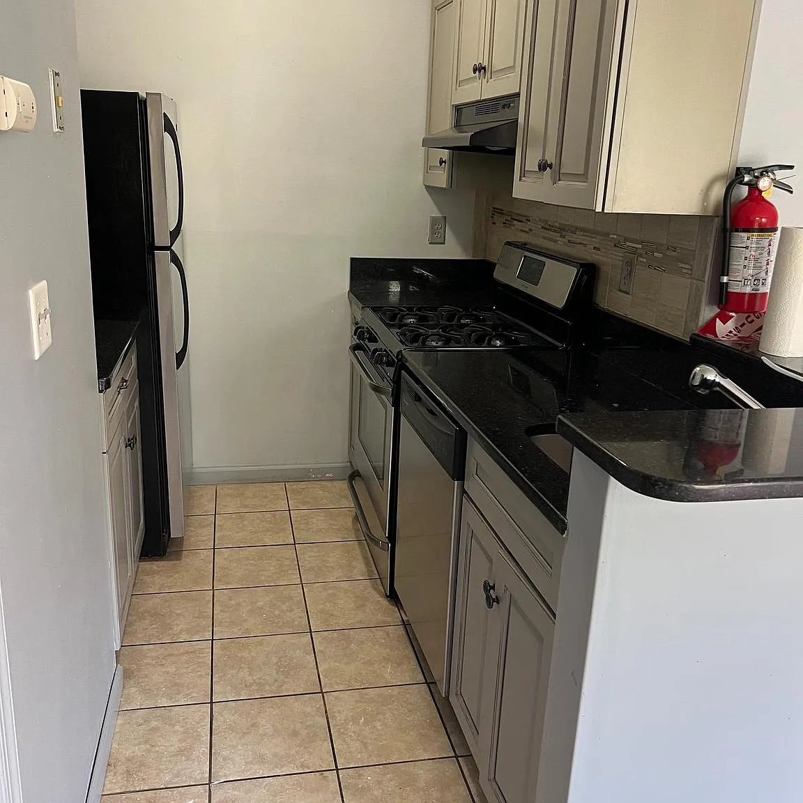 1 bed, 469 sqft, $1,850 — Photo 2