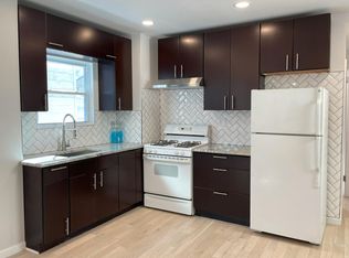 10524 89th St, Ozone Park, NY 11417