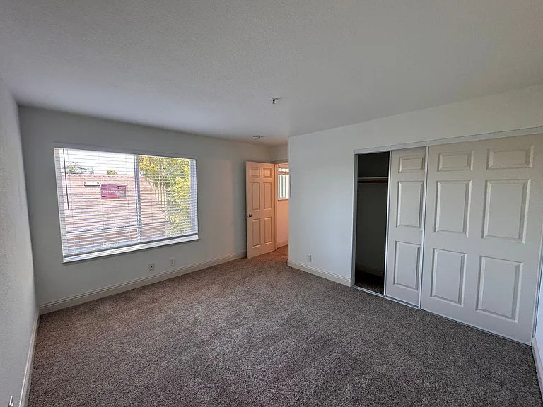 2056 Santa Rita St — Photo 13
