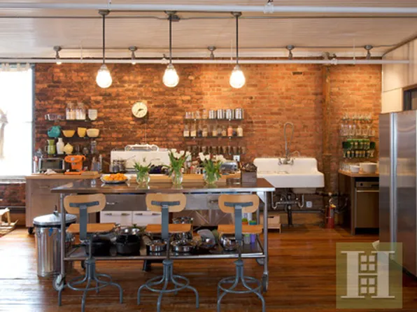 62 Orchard Street image 1 of 5