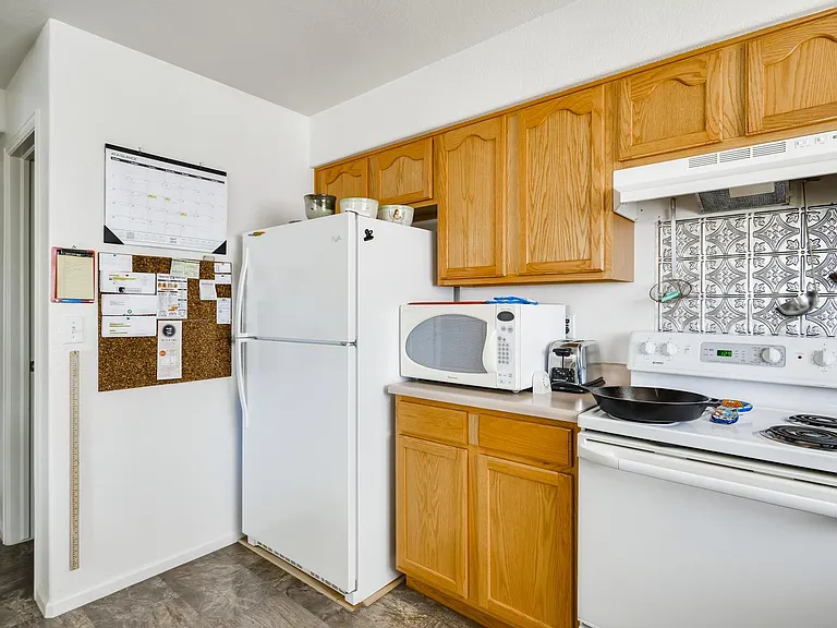 2615 Lone Tree Ct — Photo 6