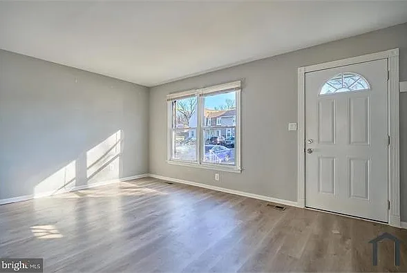 7662 Beth Noelle Ct — Photo 4