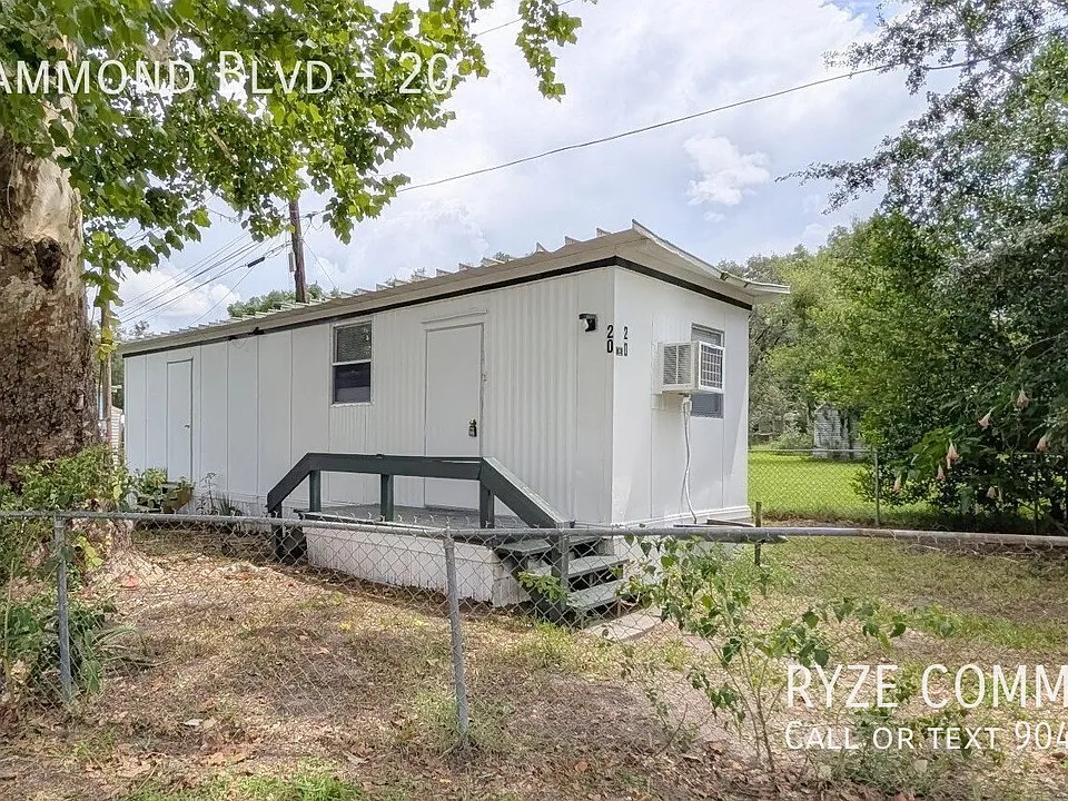 1561 Hammond Blvd #20