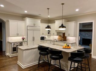 14402 Briar St, Leawood, KS 66224