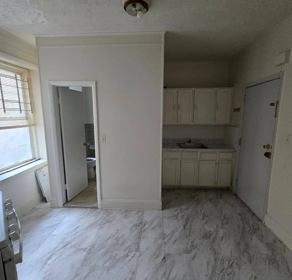 2 bed, $1,800 — Photo 3