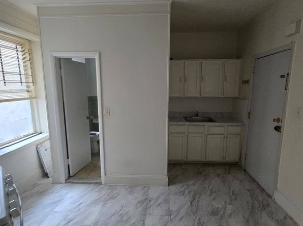 78 Jackson St #6