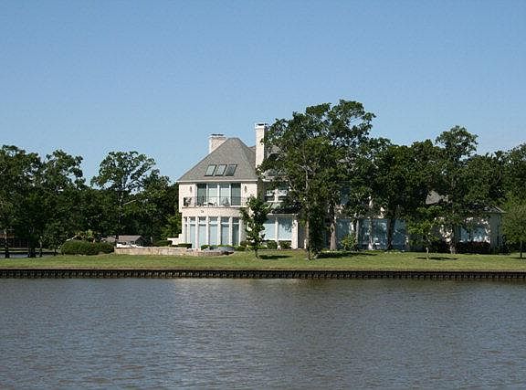 4th image of 317 Pebble Beach Dr