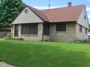 3985 S Lenox St, Milwaukee, WI 53207