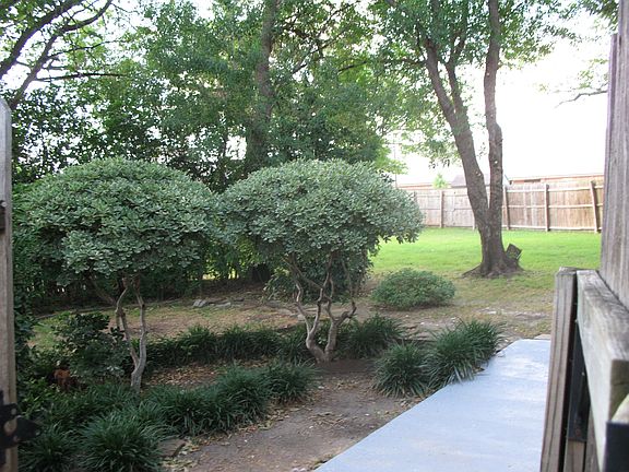 5th image of 1613 Heather Glen Ct
