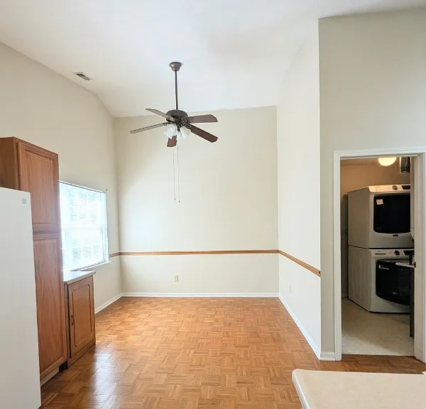 278 Longfellow Ln — Photo 6
