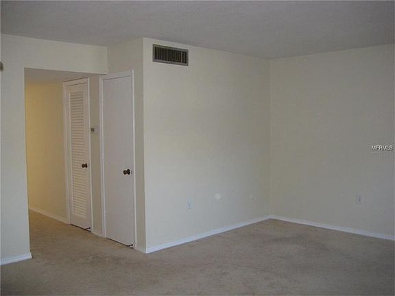 3rd image of 1115 Rue Des Chateaux Unit 1A