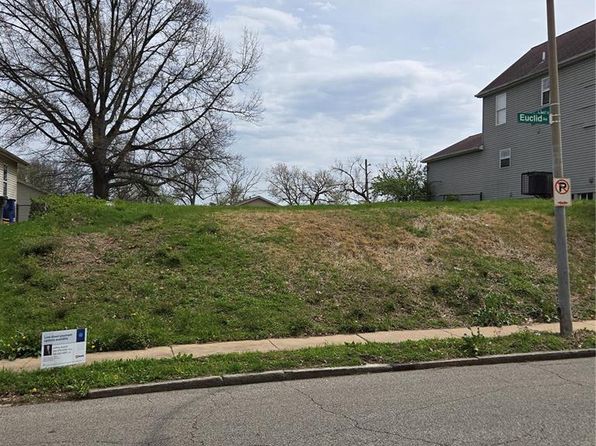 5426 N Euclid Ave, Saint Louis, MO 63115