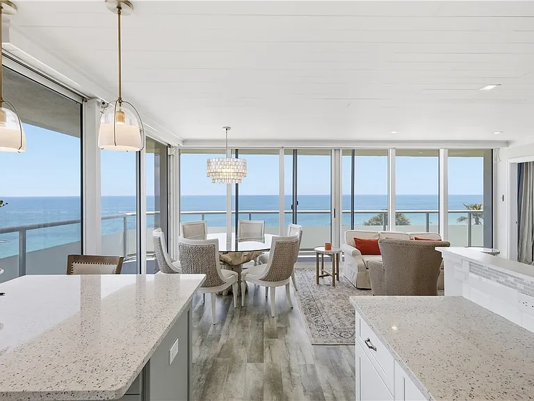 3554 Ocean Drive 703S #403N — Photo 4