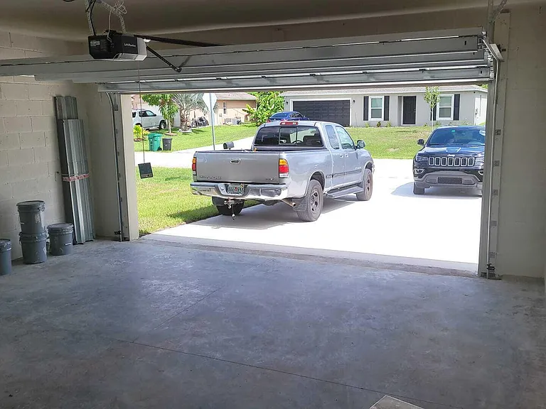 2525 SW Westfield St — Photo 8