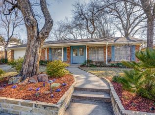 2320 Shady Brook Dr, Bedford, TX 76021