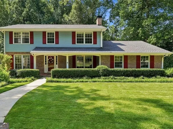 2820 Briarglen Dr, Atlanta, GA 30340