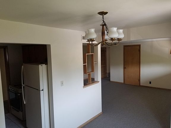 4th image of 24250 Lake Shore Blvd APT 8
