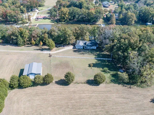 35 County Road 436, Killen, AL 35645
