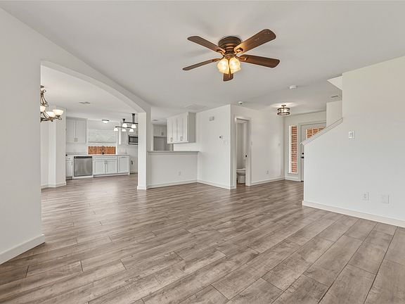 5th image of 9808 Rockledge Rd