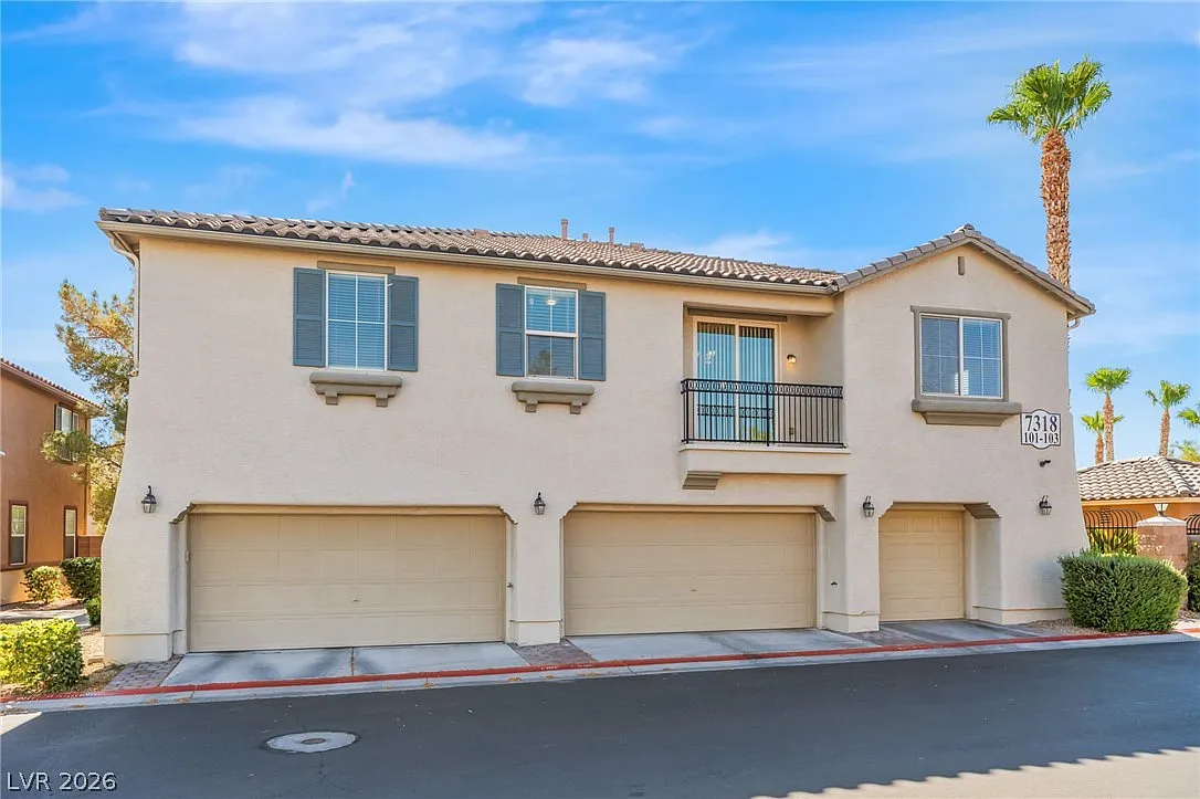2 bed, 2.0 bath, 1157 sqft, $1,950 — Photo 3