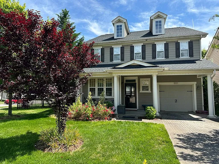 551 Abbey Fields Loop — Photo 1