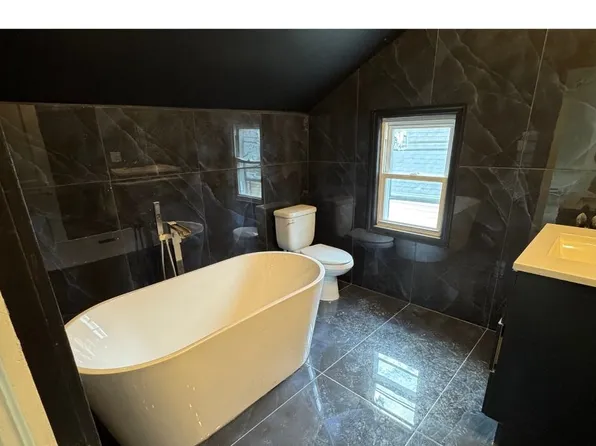 (undisclosed Address), Passaic, NJ 07055