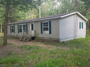 1675 E White Lake Dr, Twin Lake, MI 49457