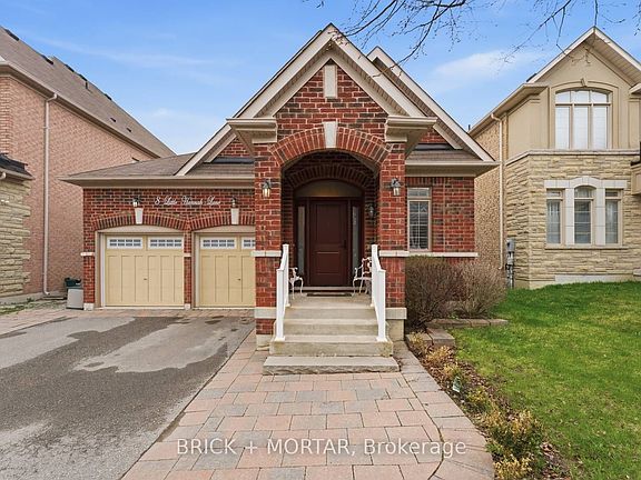 3rd image of 8 Little Hannah Ln