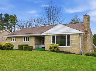 1150 Arrowood Dr, Pittsburgh, PA 15243