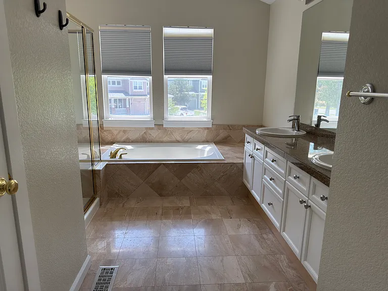 16449 Homestead Ct — Photo 19
